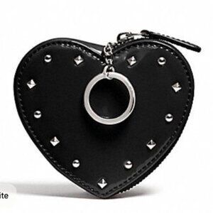 EUC - Vintage Coach Black F68068 Heart Keychain Coin Purse Patent Leather Studs